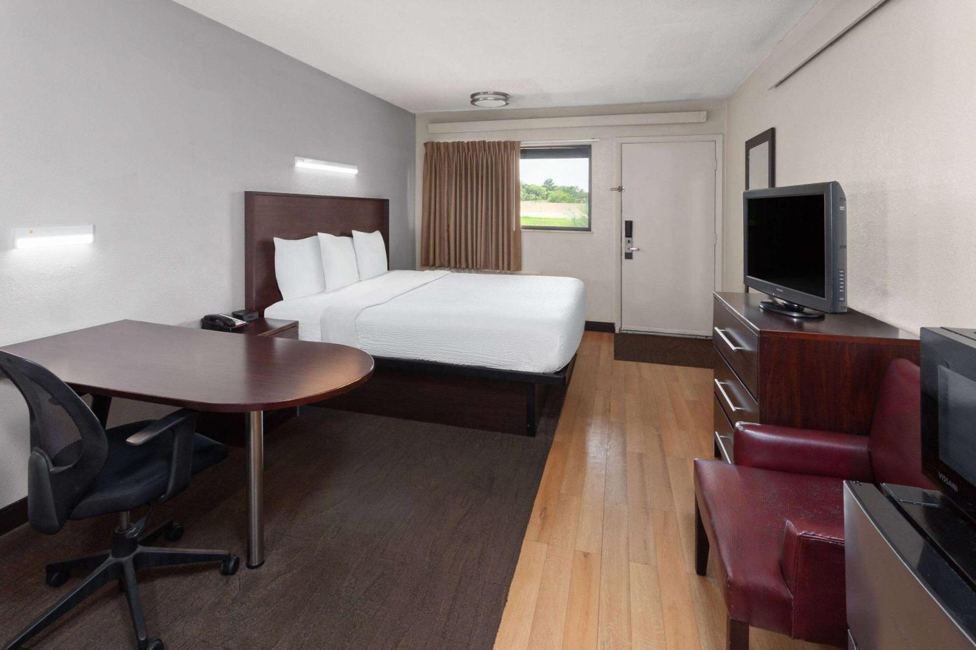 Travelodge By Wyndham Peoria Exterior foto