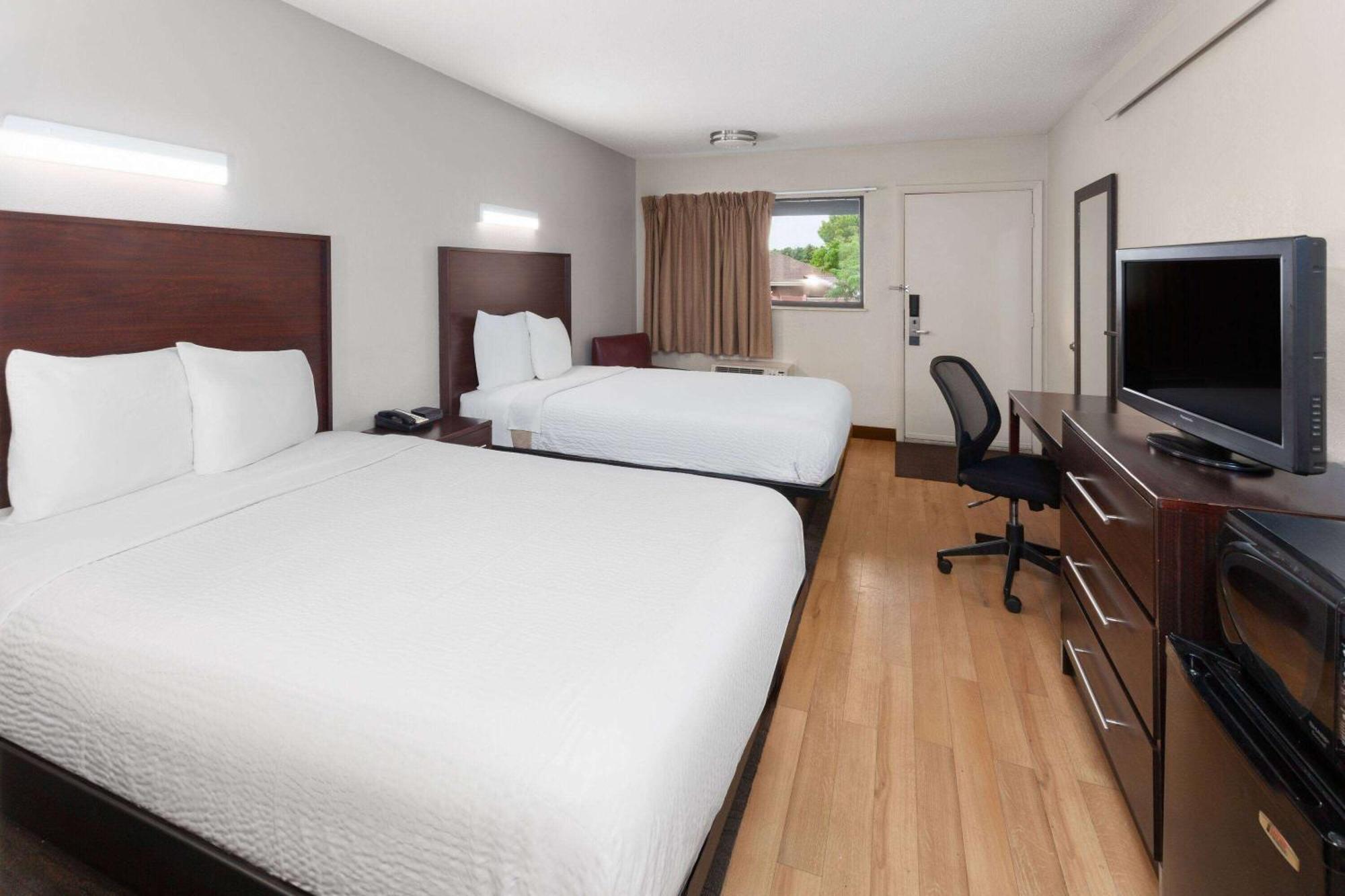 Travelodge By Wyndham Peoria Exterior foto