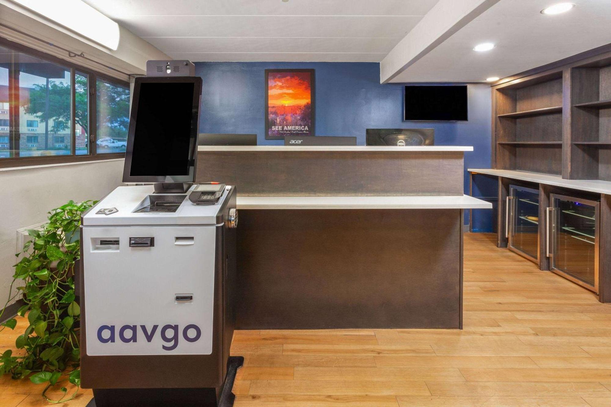 Travelodge By Wyndham Peoria Exterior foto